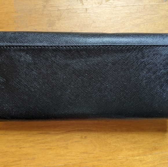 BNWT Michael Kors Large leather flap wallet (3pcs) - Picture 2 of 6